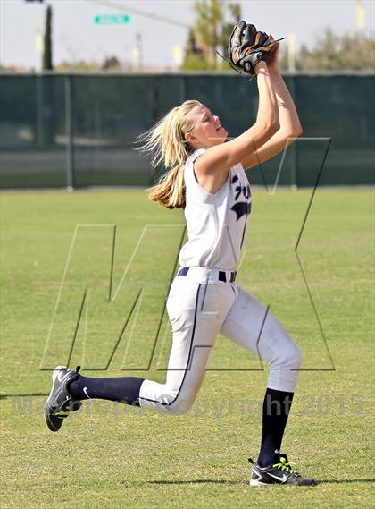 Thumbnail 1 in Tulare Western vs Frazier Mountain (Mira Monte Invitational Final) photogallery.