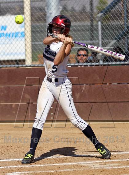 Thumbnail 2 in Tulare Western vs Frazier Mountain (Mira Monte Invitational Final) photogallery.