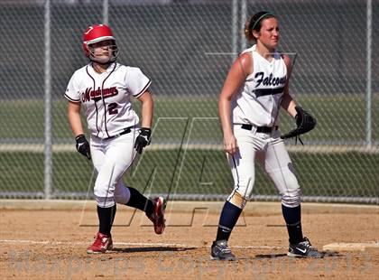 Thumbnail 3 in Tulare Western vs Frazier Mountain (Mira Monte Invitational Final) photogallery.