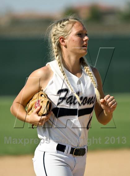 Thumbnail 2 in Tulare Western vs Frazier Mountain (Mira Monte Invitational Final) photogallery.