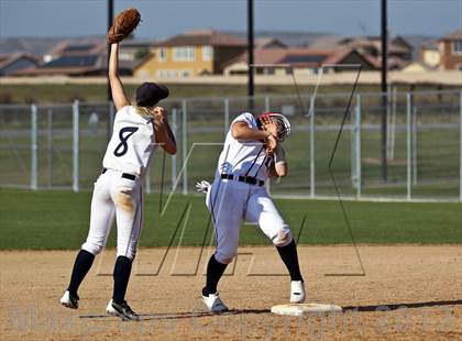 Thumbnail 3 in Tulare Western vs Frazier Mountain (Mira Monte Invitational Final) photogallery.