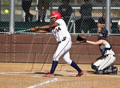 Thumbnail 2 in Tulare Western vs Frazier Mountain (Mira Monte Invitational Final) photogallery.