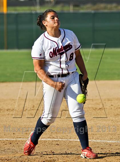 Thumbnail 1 in Tulare Western vs Frazier Mountain (Mira Monte Invitational Final) photogallery.