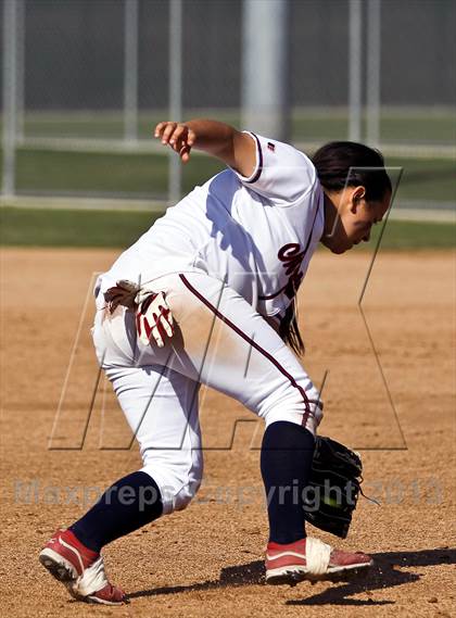 Thumbnail 1 in Tulare Western vs Frazier Mountain (Mira Monte Invitational Final) photogallery.