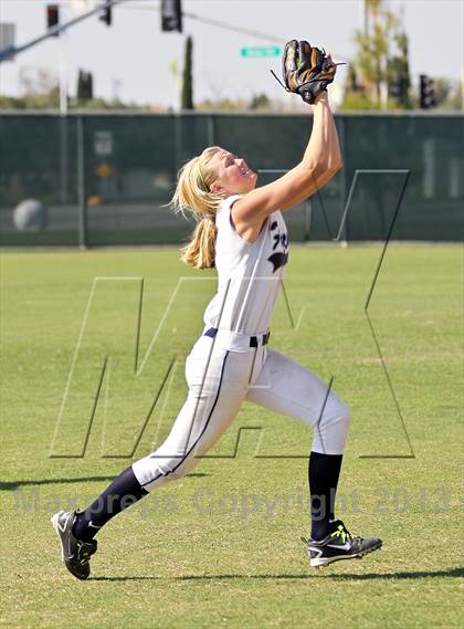 Thumbnail 3 in Tulare Western vs Frazier Mountain (Mira Monte Invitational Final) photogallery.