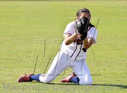 Thumbnail 2 in Tulare Western vs Frazier Mountain (Mira Monte Invitational Final) photogallery.
