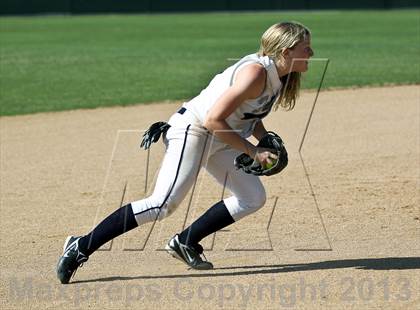 Thumbnail 3 in Tulare Western vs Frazier Mountain (Mira Monte Invitational Final) photogallery.