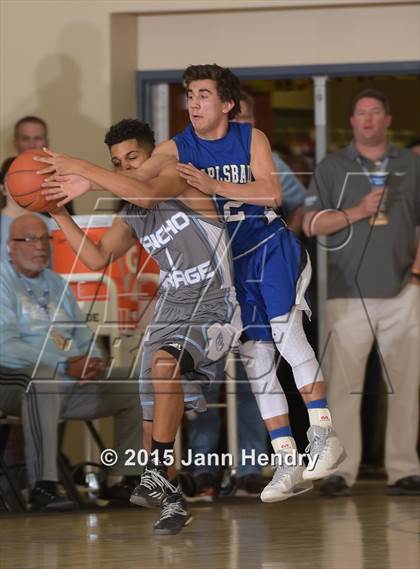Thumbnail 1 in Rancho Mirage vs. Carlsbad (MaxPreps Holiday Classic) photogallery.