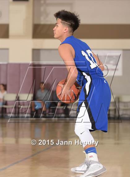 Thumbnail 2 in Rancho Mirage vs. Carlsbad (MaxPreps Holiday Classic) photogallery.
