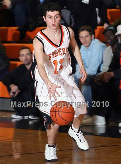 Thumbnail 2 in Mt. Vernon @ Mamaroneck photogallery.