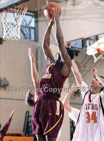 Thumbnail 2 in Mt. Vernon @ Mamaroneck photogallery.