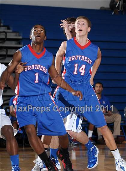 Thumbnail 1 in Christian Brothers vs. Davis (Les Curry Invitational) photogallery.