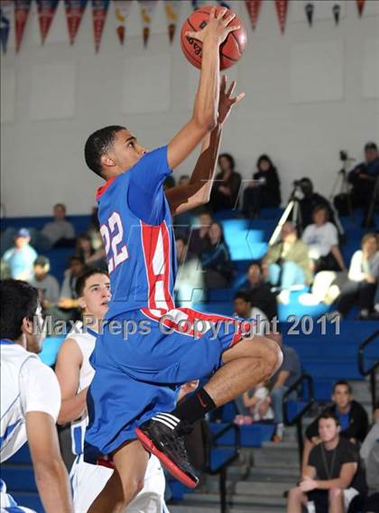 Thumbnail 1 in Christian Brothers vs. Davis (Les Curry Invitational) photogallery.