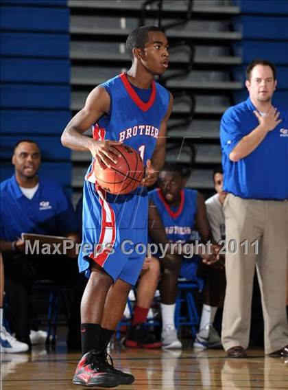 Thumbnail 2 in Christian Brothers vs. Davis (Les Curry Invitational) photogallery.