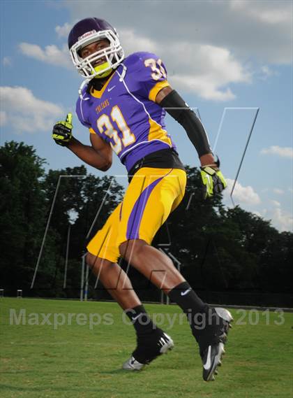 Thumbnail 1 in Northwestern (Preseason Top 25 Photo Shoot) photogallery.