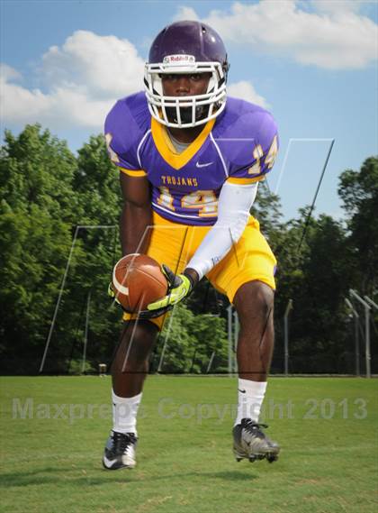 Thumbnail 3 in Northwestern (Preseason Top 25 Photo Shoot) photogallery.