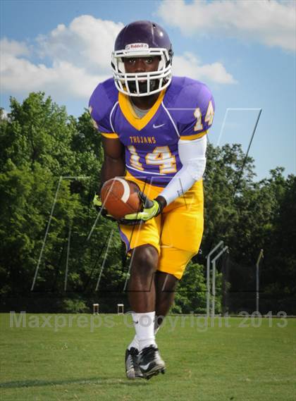 Thumbnail 2 in Northwestern (Preseason Top 25 Photo Shoot) photogallery.