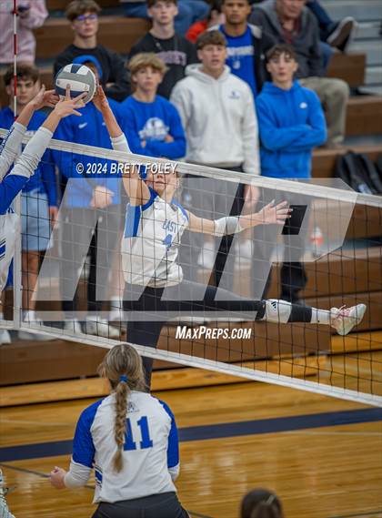 Thumbnail 1 in Marian @ Lincoln East photogallery.