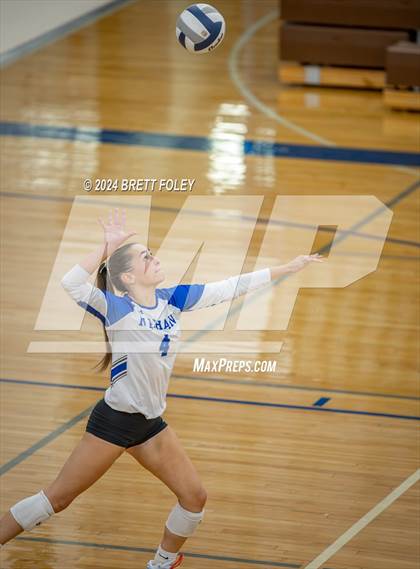 Thumbnail 1 in Marian @ Lincoln East photogallery.