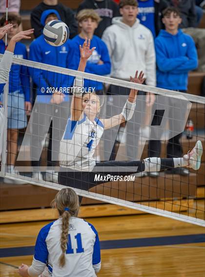 Thumbnail 3 in Marian @ Lincoln East photogallery.