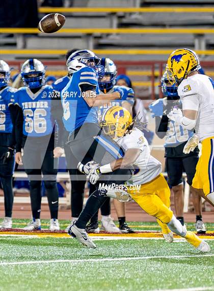 Thumbnail 2 in Rocklin vs. Grant (CIF SJS D2 Final) photogallery.