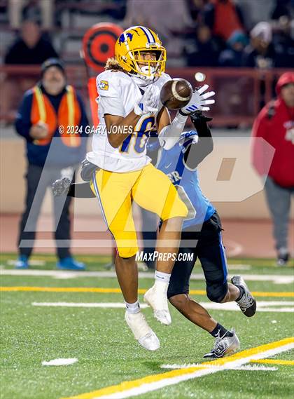 Thumbnail 1 in Rocklin vs. Grant (CIF SJS D2 Final) photogallery.