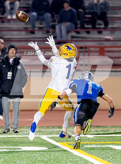 Thumbnail 3 in Rocklin vs. Grant (CIF SJS D2 Final) photogallery.