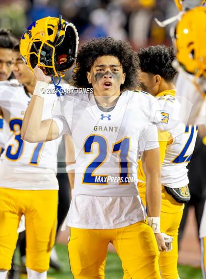 Thumbnail 1 in Rocklin vs. Grant (CIF SJS D2 Final) photogallery.