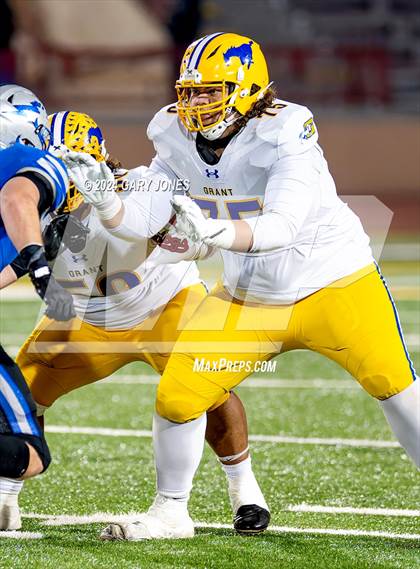 Thumbnail 3 in Rocklin vs. Grant (CIF SJS D2 Final) photogallery.
