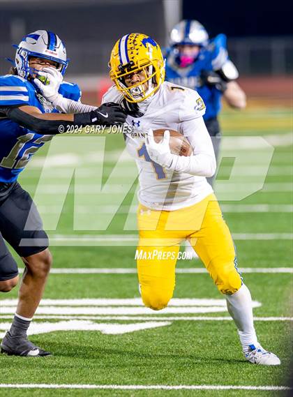 Thumbnail 2 in Rocklin vs. Grant (CIF SJS D2 Final) photogallery.