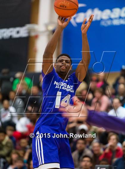 Thumbnail 1 in 2015 McDonald's All American Games Jam Fest photogallery.