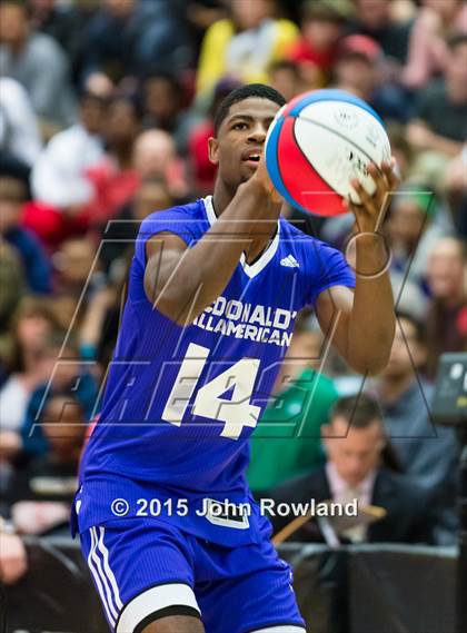 Thumbnail 1 in 2015 McDonald's All American Games Jam Fest photogallery.