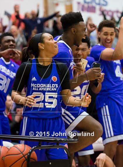Thumbnail 1 in 2015 McDonald's All American Games Jam Fest photogallery.