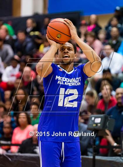 Thumbnail 1 in 2015 McDonald's All American Games Jam Fest photogallery.