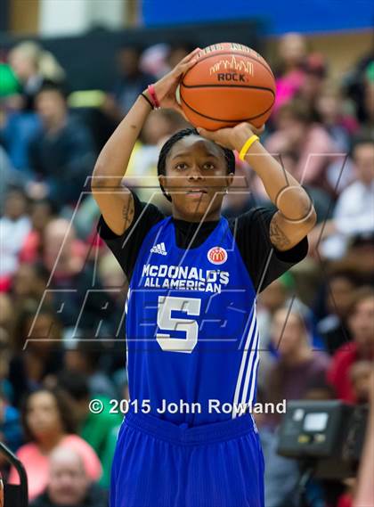 Thumbnail 2 in 2015 McDonald's All American Games Jam Fest photogallery.