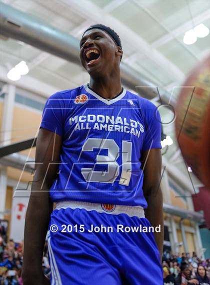 Thumbnail 3 in 2015 McDonald's All American Games Jam Fest photogallery.