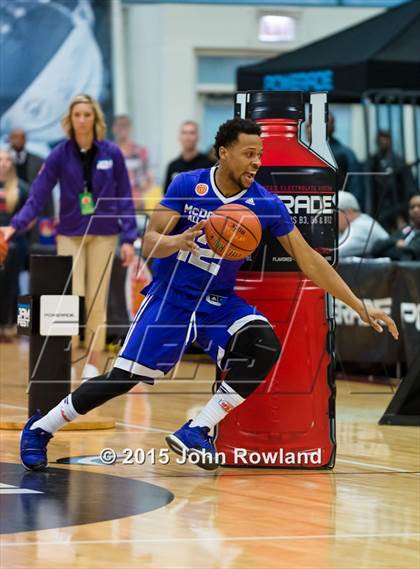 Thumbnail 1 in 2015 McDonald's All American Games Jam Fest photogallery.