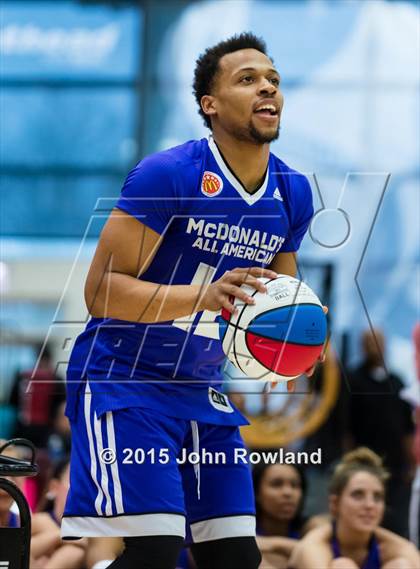 Thumbnail 3 in 2015 McDonald's All American Games Jam Fest photogallery.