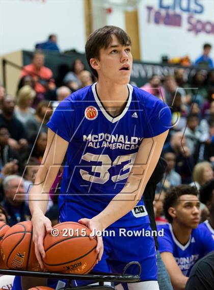 Thumbnail 2 in 2015 McDonald's All American Games Jam Fest photogallery.