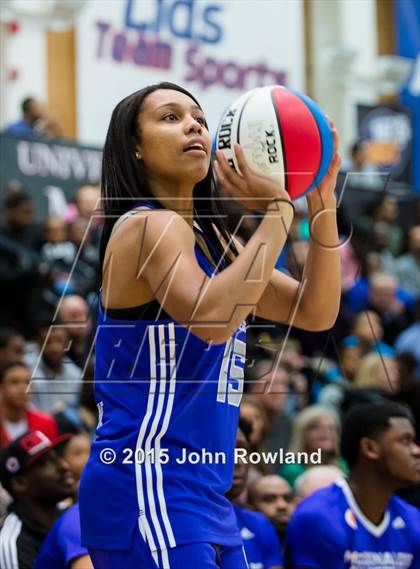 Thumbnail 2 in 2015 McDonald's All American Games Jam Fest photogallery.