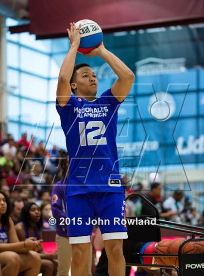 Thumbnail 1 in 2015 McDonald's All American Games Jam Fest photogallery.