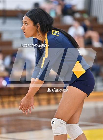 Thumbnail 2 in Fredrick vs Thomas Jefferson photogallery.