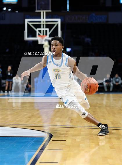 Thumbnail 2 in Grandview vs. Southeast (MSHSAA Class 4 Quarterfinal) photogallery.