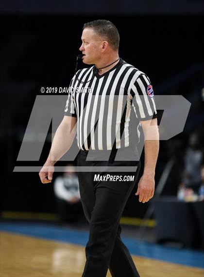 Thumbnail 1 in Grandview vs. Southeast (MSHSAA Class 4 Quarterfinal) photogallery.