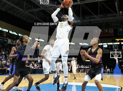 Thumbnail 2 in Grandview vs. Southeast (MSHSAA Class 4 Quarterfinal) photogallery.