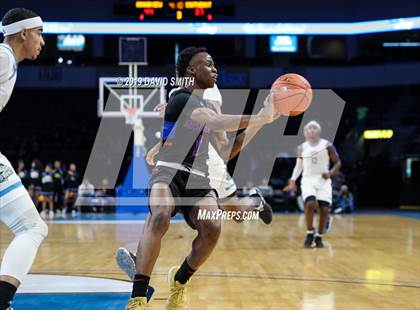 Thumbnail 3 in Grandview vs. Southeast (MSHSAA Class 4 Quarterfinal) photogallery.