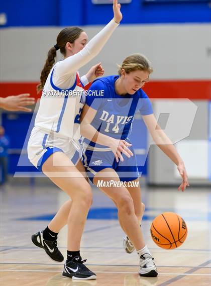 Thumbnail 3 in Davis @ Folsom (CIF SJS D1 Round 1 Playoff) photogallery.