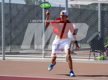 Thumbnail 3 in Castle View vs Regis Jesuit photogallery.