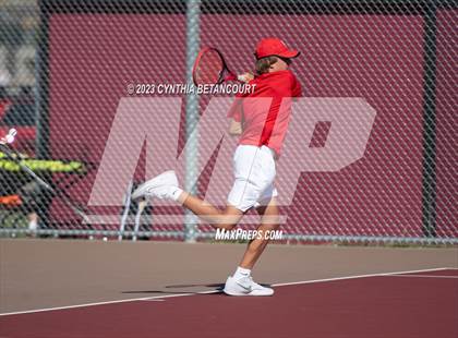 Thumbnail 2 in Castle View vs Regis Jesuit photogallery.