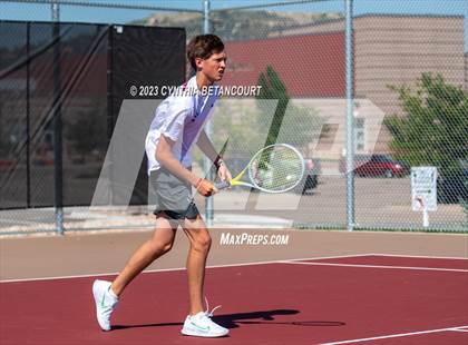 Thumbnail 3 in Castle View vs Regis Jesuit photogallery.